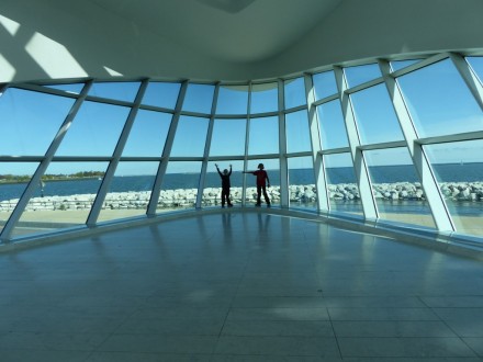 Photo by Jamie Bartosch/Suburban SheBuysTravel The Milwaukee Art Museum has a scenic lakefront entry area.