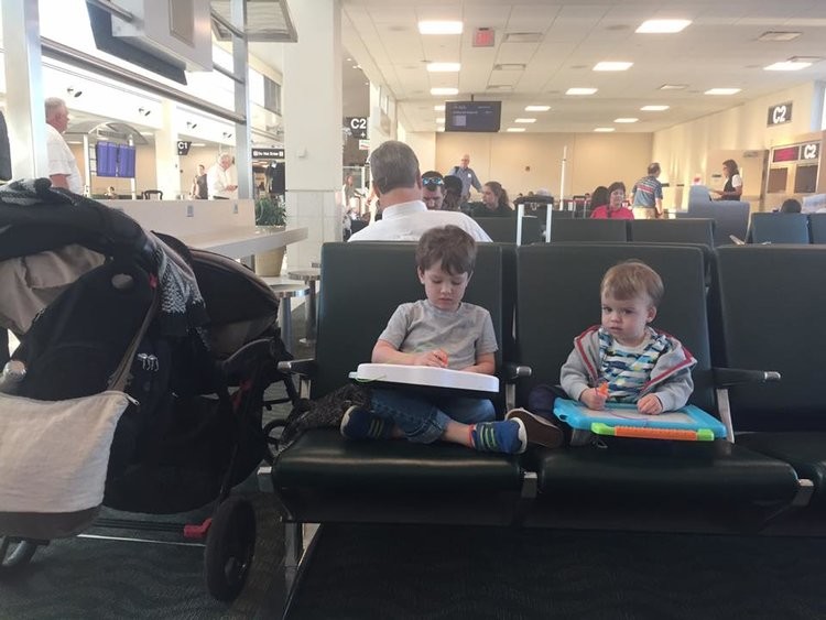 An airport scavenger hunt at your gate is a fun things for kids to do